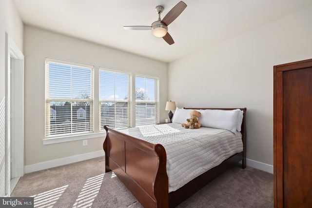 $1,100,000 | 1715 13th Road South, Arlington, VA 22204