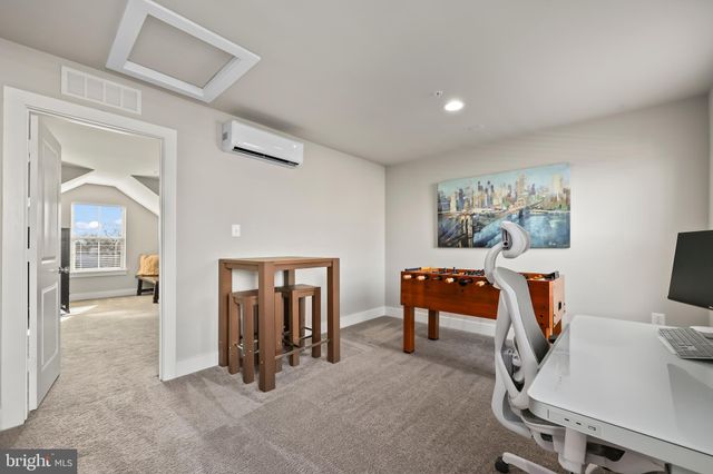 $1,100,000 | 1715 13th Road South, Arlington, VA 22204