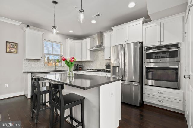 $1,100,000 | 1715 13th Road South, Arlington, VA 22204