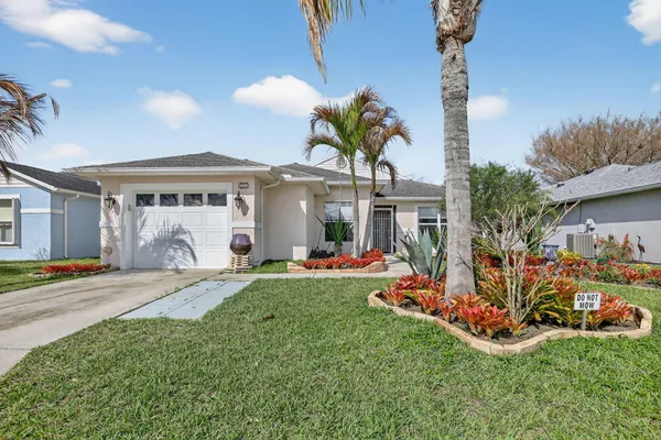 $180,000 | 6713 Alemendra Street, Fort Pierce, FL 34951