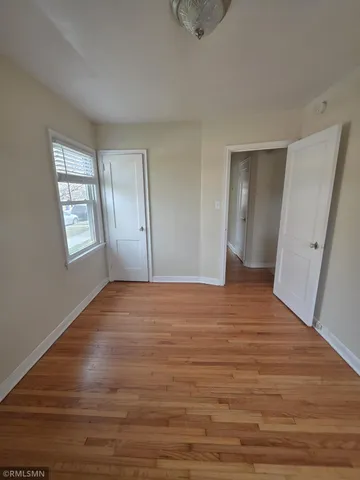 $1,175 | 2056 Bayard Avenue, St. Paul, MN 55116