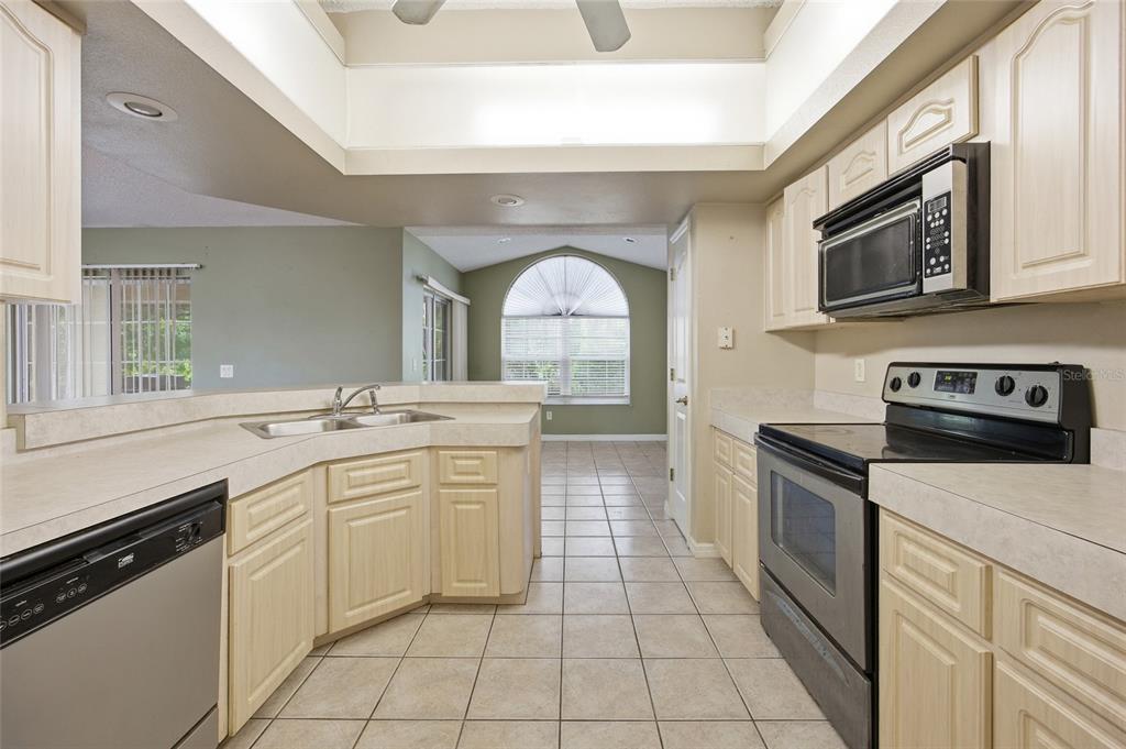 5801 Southwest 115th Street Road Ocala, FL 34476 - Photo 14 of 47 Gallery Image 14