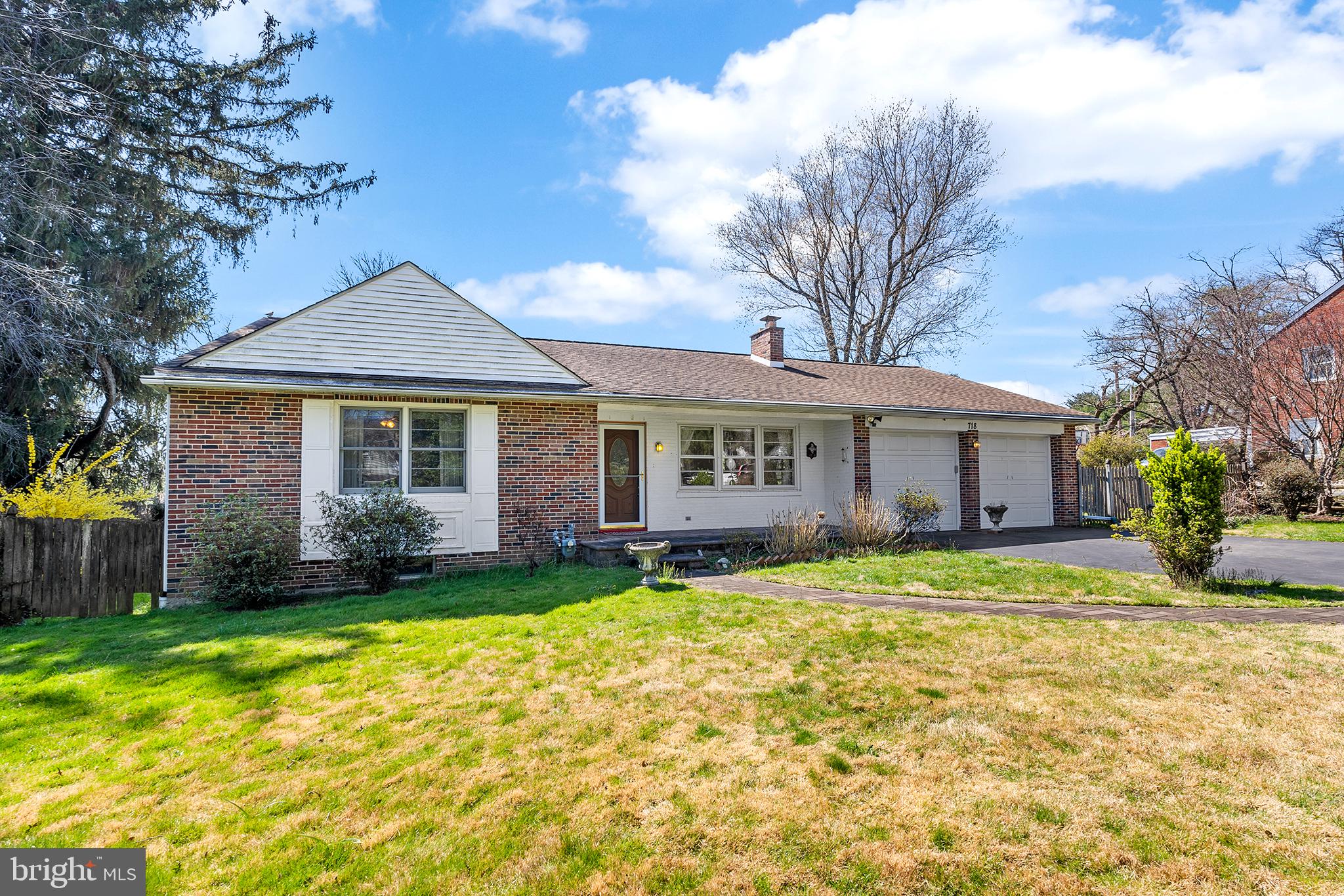 718 Dale Road Huntingdon Valley, PA 19006 - Photo 1 of 25 718 Dale Road