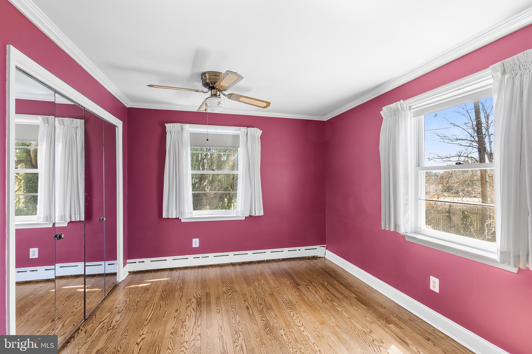 718 Dale Road Huntingdon Valley, PA 19006 - Photo 15 of 25 Bedroom 2 with 2 closets
