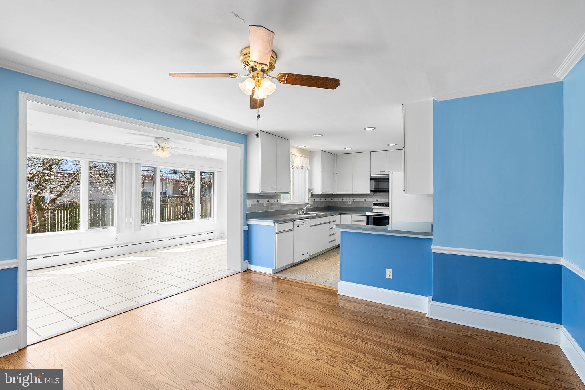 718 Dale Road Huntingdon Valley, PA 19006 - Photo 6 of 25