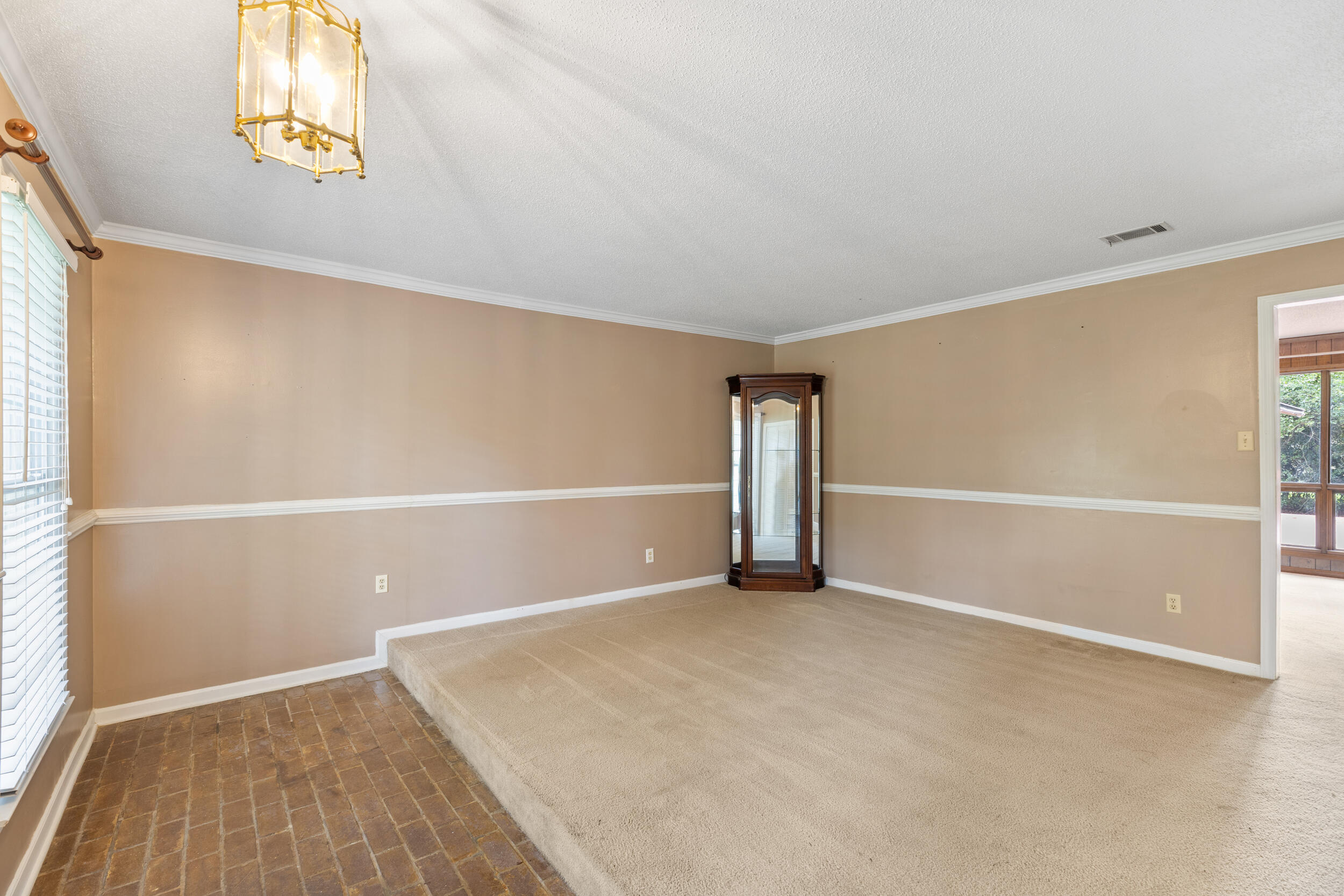 1718 Goshen Road Augusta, GA 30906 - Photo 6 of 41 2025-08-14_1718_goshen_rd-srm-06