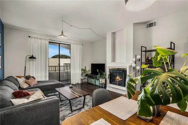 $525,000 | 555 Maine Avenue, Unit 116, Long Beach, CA 90802