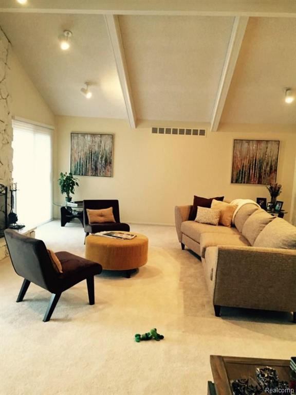 35371 Spring Hill Road Farmington Hills, MI 48331 - Photo 8 of 14
