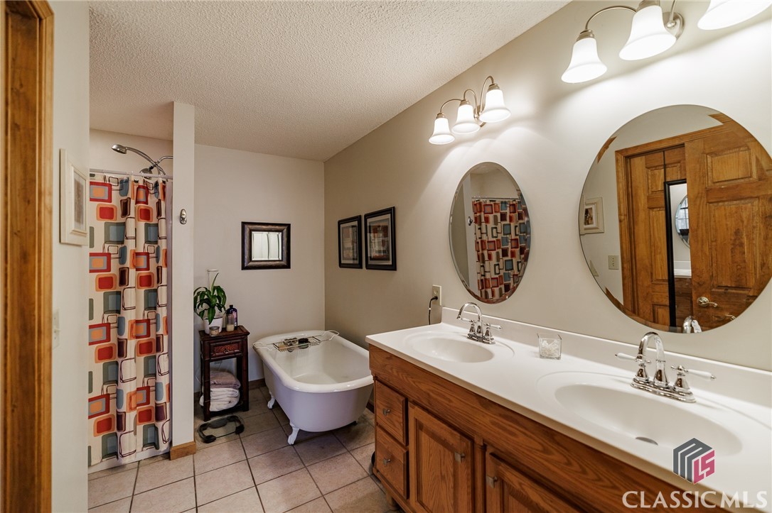64 Lamb Road Hartwell, GA 30643 - Photo 21 of 43