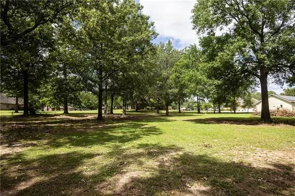 $452,500 | 115 Fox Run Drive, Natchitoches, LA 71457