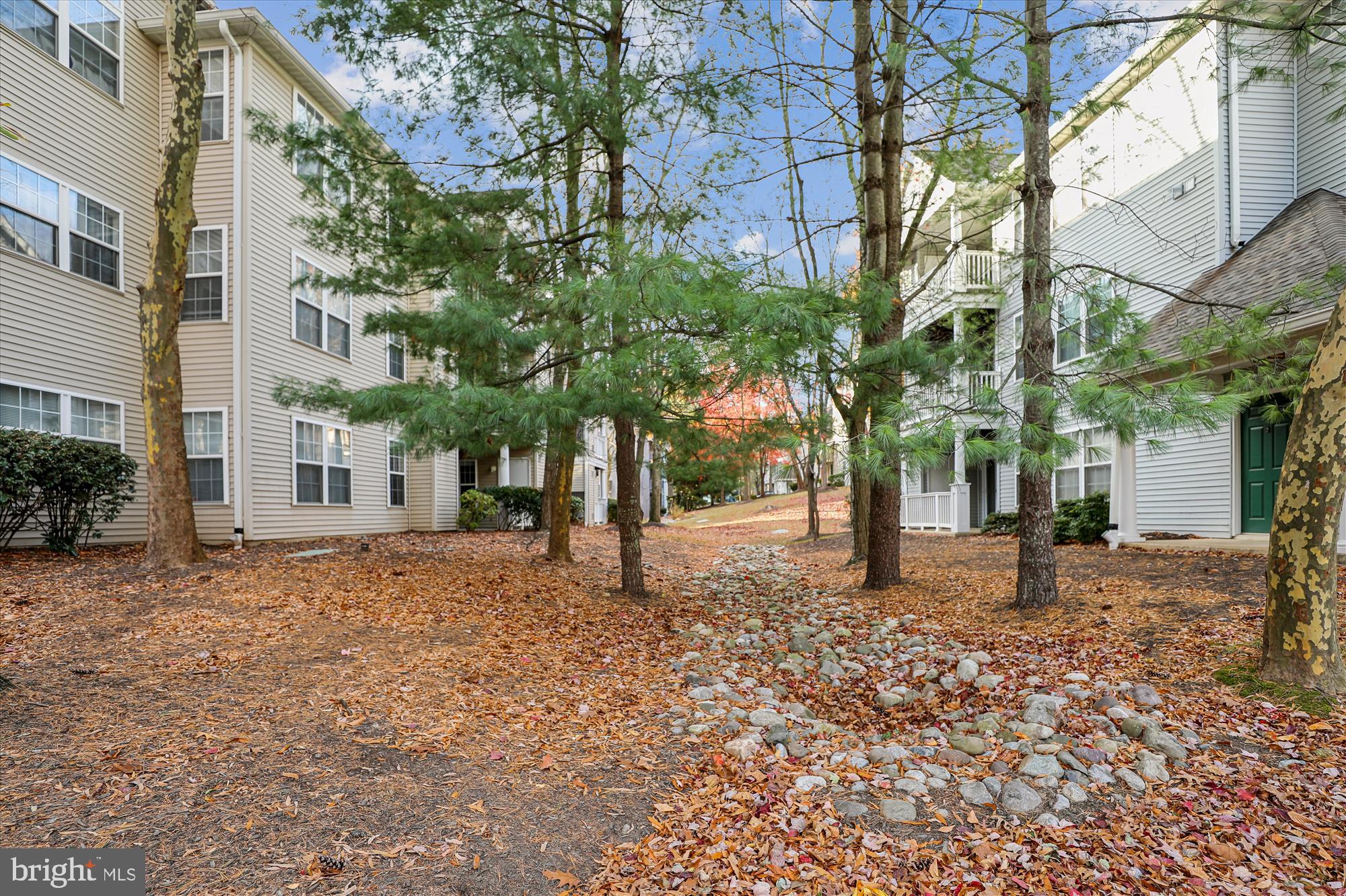5832 Wyndham Circle, Unit 104 Columbia, MD 21044 - Photo 28 of 35 Back Yard