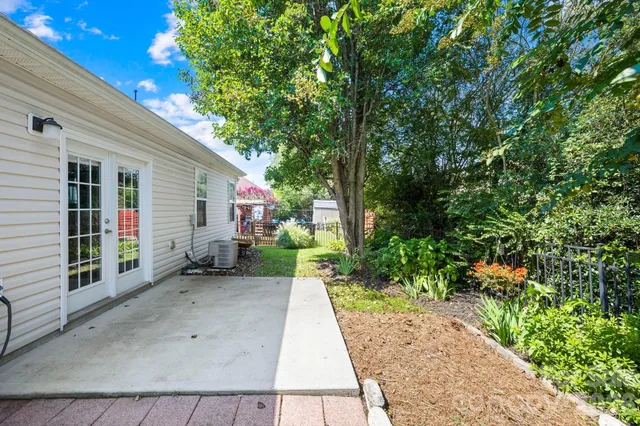 $355,000 | 9648 Storybook Avenue Northwest, Unit 324, Concord, NC 28027