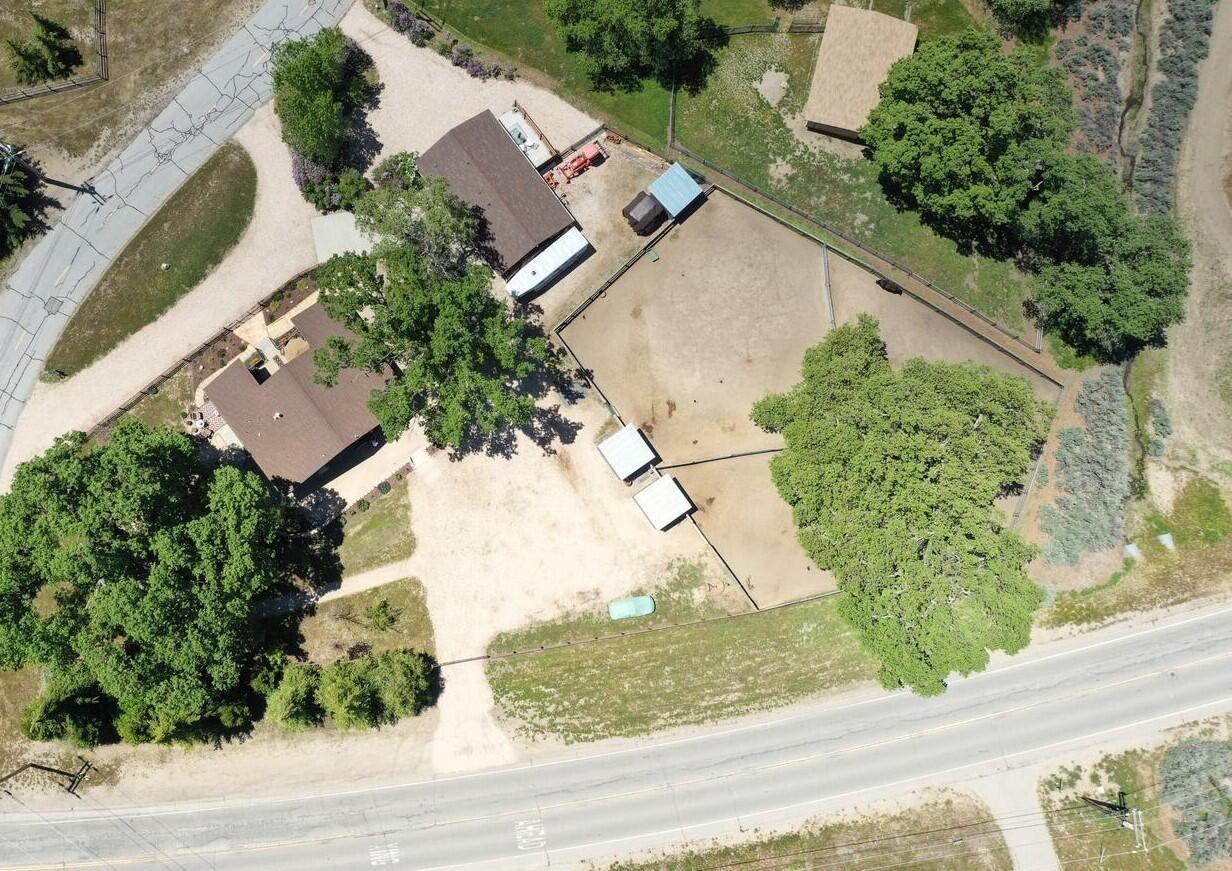 26701 Sutter Court Tehachapi, CA 93561 - Photo 54 of 63 an aerial view of a house