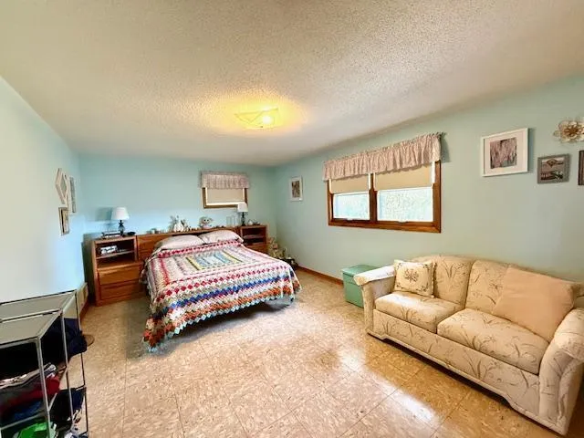 $424,900 | 15497 Meiners Road, Caledonia, MN 55921