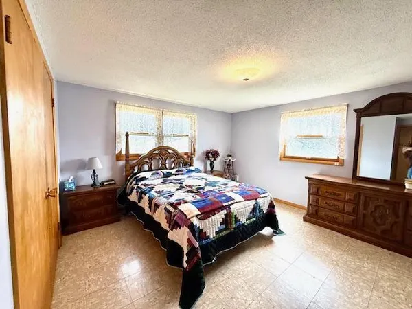 $424,900 | 15497 Meiners Road, Caledonia, MN 55921