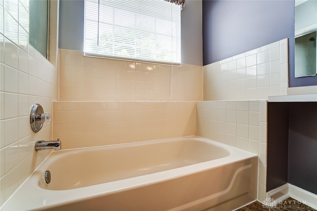 3930 West Summit Ridge Drive Beavercreek, OH 45430 - Photo 26 of 45