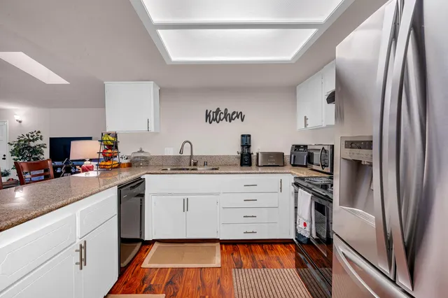 $749,900 | 2893 Helm Avenue, Clovis, CA 93612