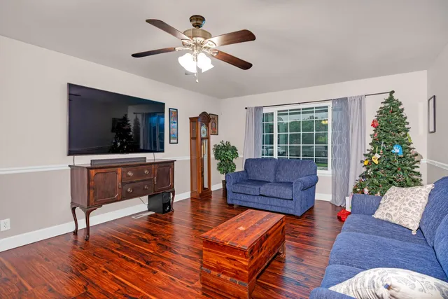 $749,900 | 2893 Helm Avenue, Clovis, CA 93612