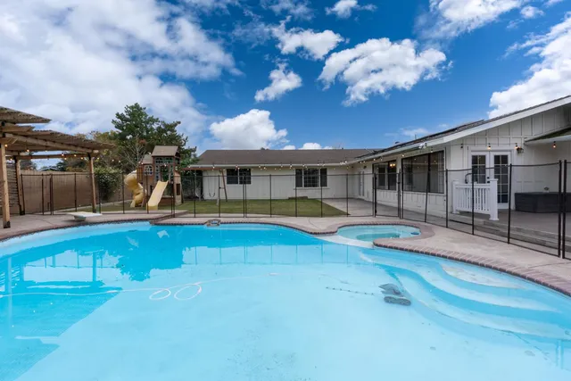 $749,900 | 2893 Helm Avenue, Clovis, CA 93612