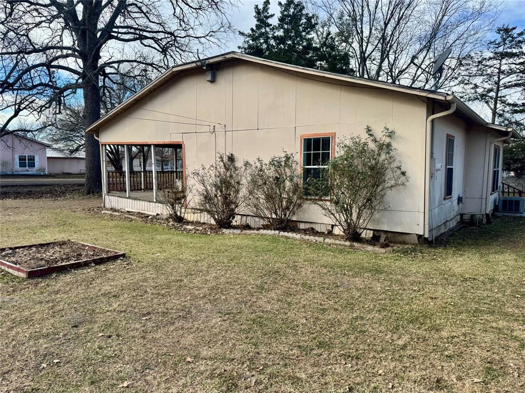 367 5th Street Deport, TX 75435 - Photo 12 of 15