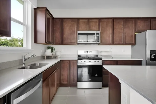 $429,700 | 614 Ecliptic Loop, Yulee, FL 32097