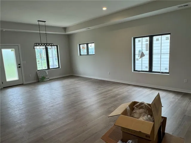 $425,000 | 1975 Harvest Road, Liberty, MO 64068