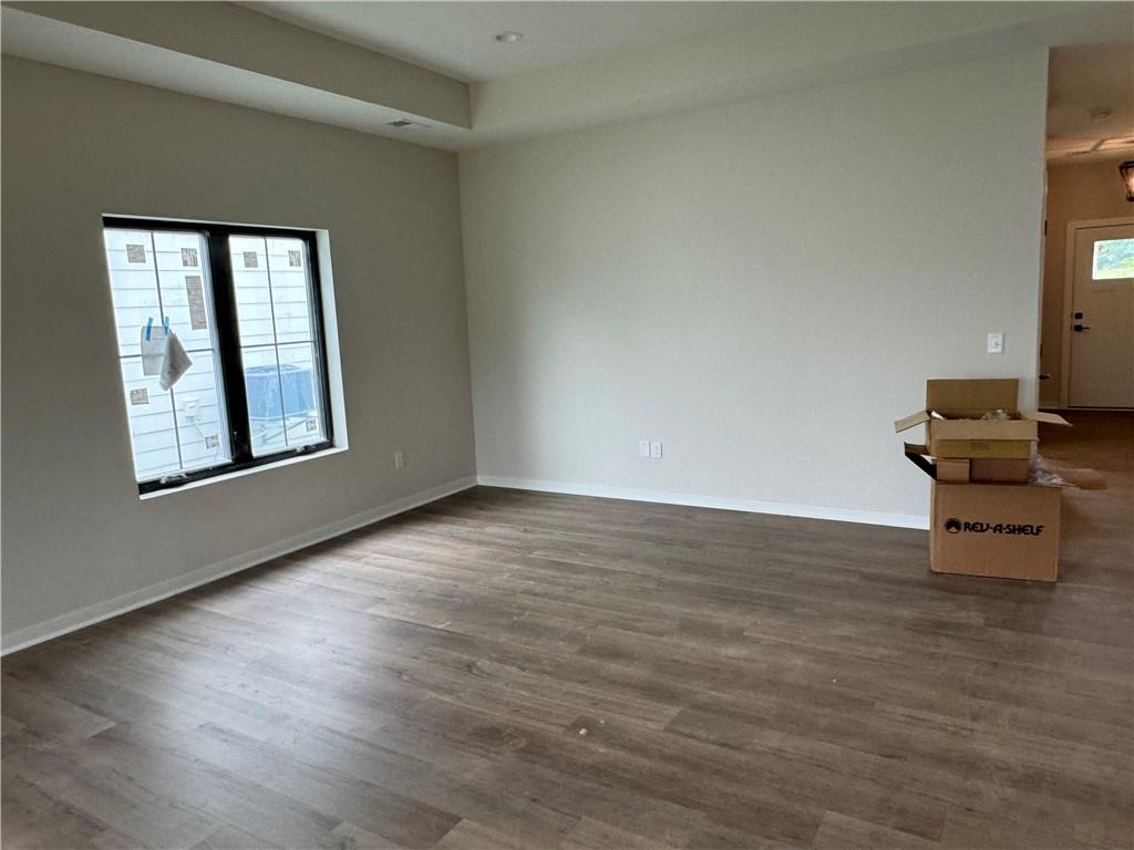 1975 Harvest Road Liberty, MO 64068 - Photo 5 of 10