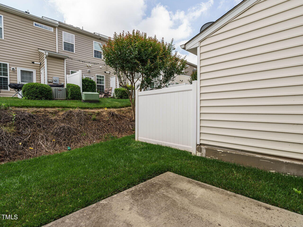 413 Stone Flower Lane Raleigh, NC 27603 - Photo 22 of 29 024-1280x960-back-yard