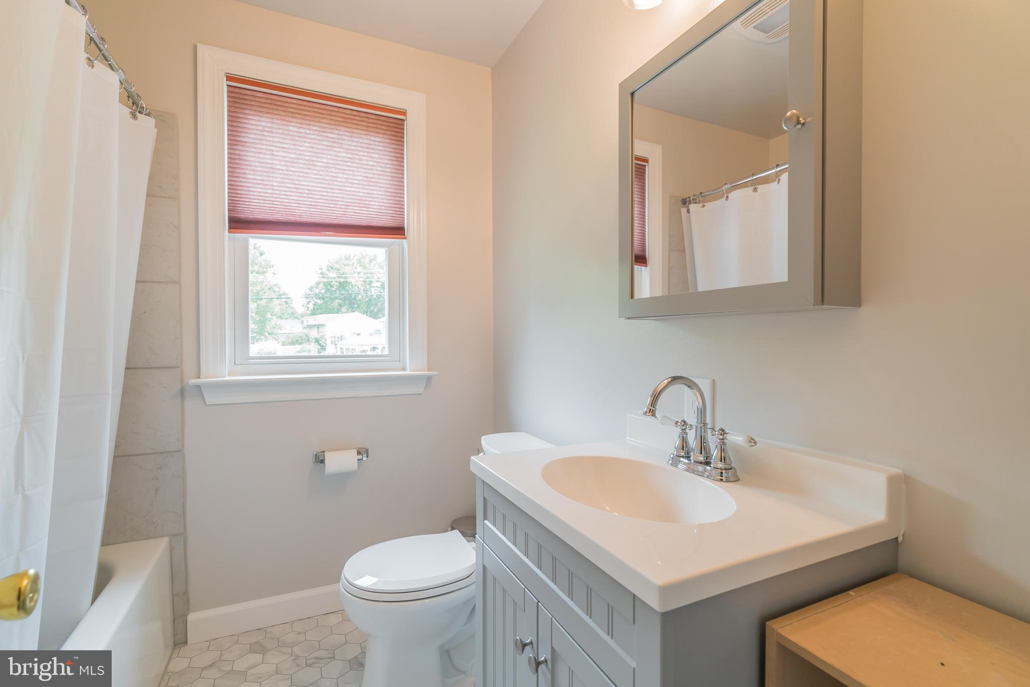 1117 Winding Road Lansdale, PA 19446 - Photo 24 of 37 Bathroom