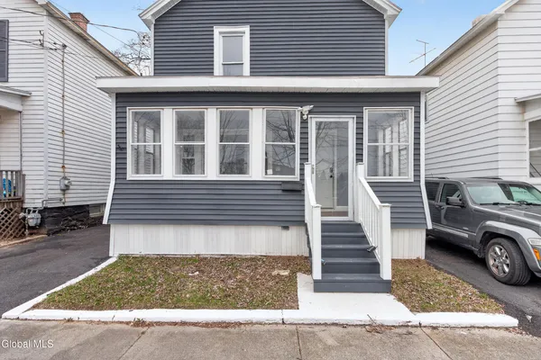 $279,900 | 1684 Lake Boulevard, Schenectady, NY 12304