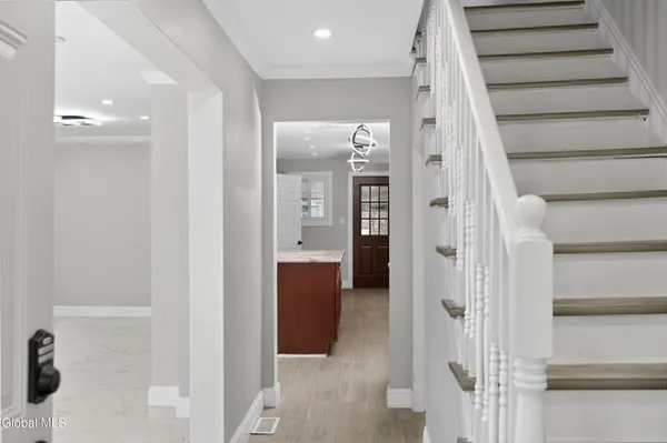 $279,900 | 1684 Lake Boulevard, Schenectady, NY 12304