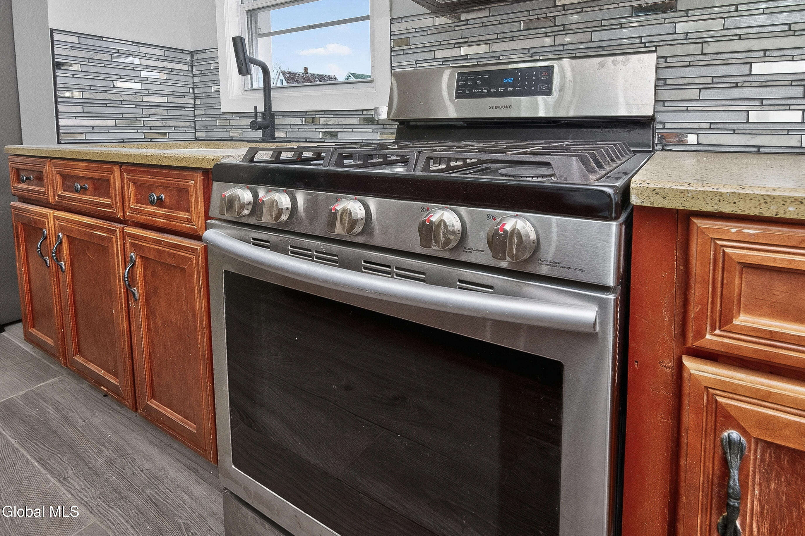 1684 Lake Boulevard Schenectady, NY 12304 - Photo 29 of 69 036-1684-Schenectady-NY-12304