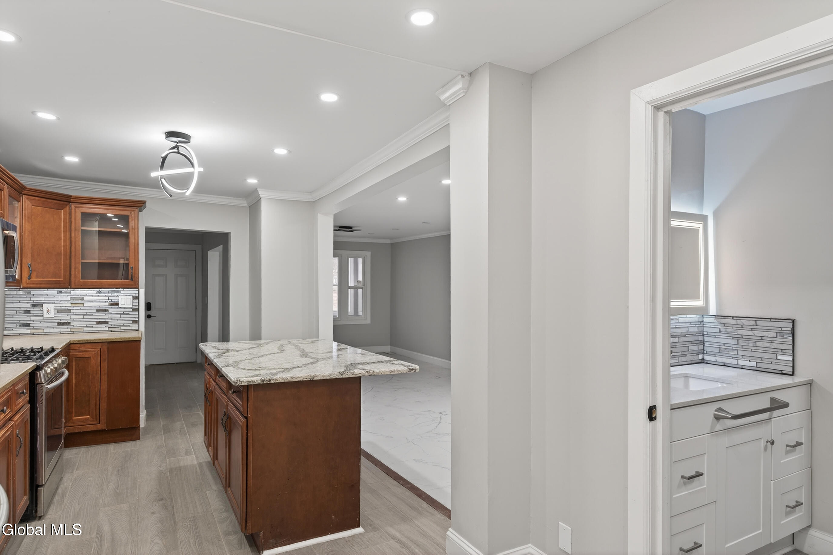 1684 Lake Boulevard Schenectady, NY 12304 - Photo 33 of 69 040-1684-Schenectady-NY-12304
