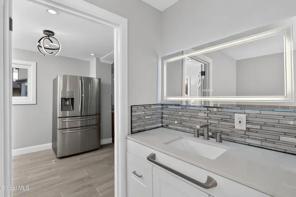 $279,900 | 1684 Lake Boulevard, Schenectady, NY 12304