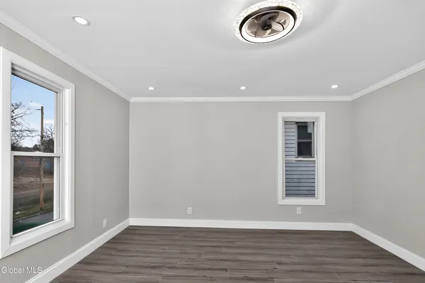 $279,900 | 1684 Lake Boulevard, Schenectady, NY 12304