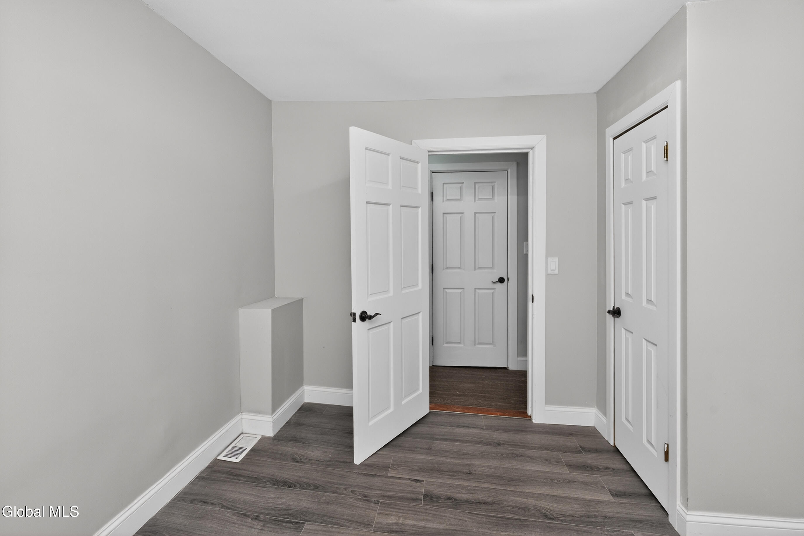 1684 Lake Boulevard Schenectady, NY 12304 - Photo 54 of 69 061-1684-Schenectady-NY-12304