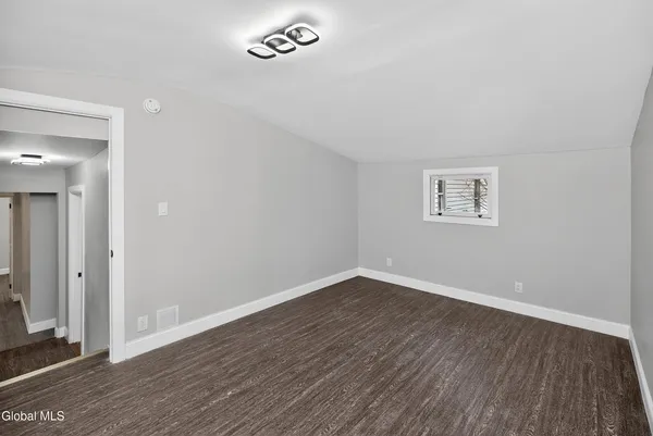 $279,900 | 1684 Lake Boulevard, Schenectady, NY 12304