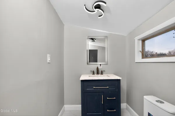 $279,900 | 1684 Lake Boulevard, Schenectady, NY 12304