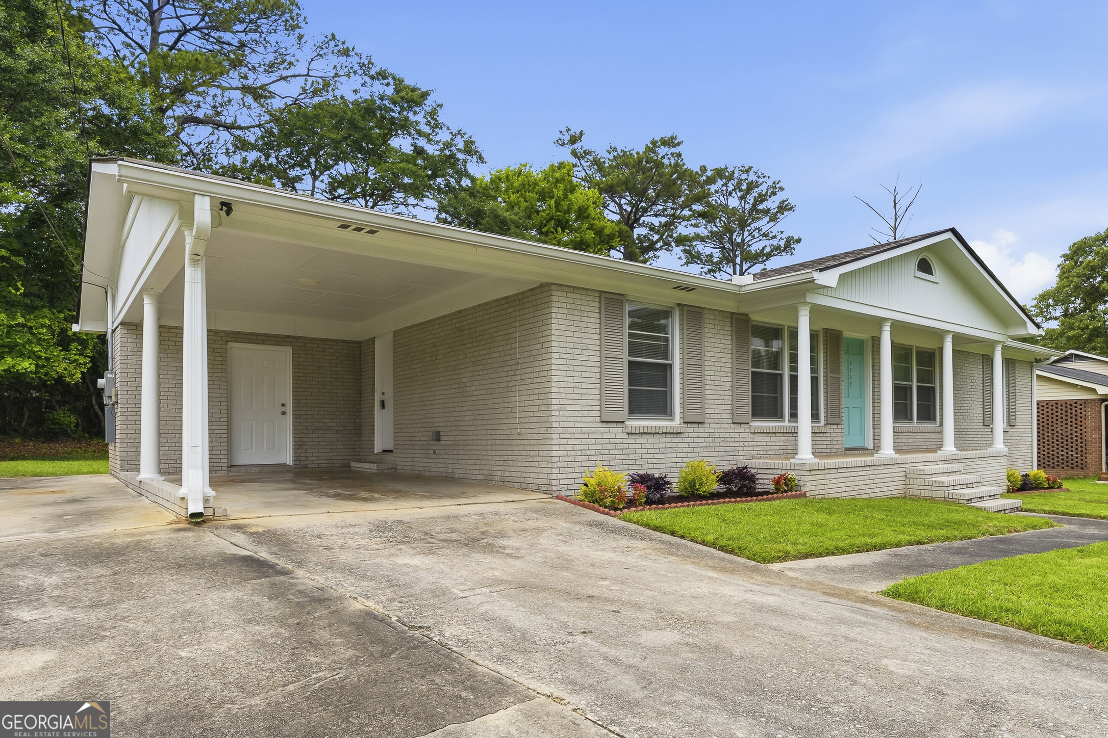 4329 Essex Road Macon, GA 31206 - Photo 4 of 38