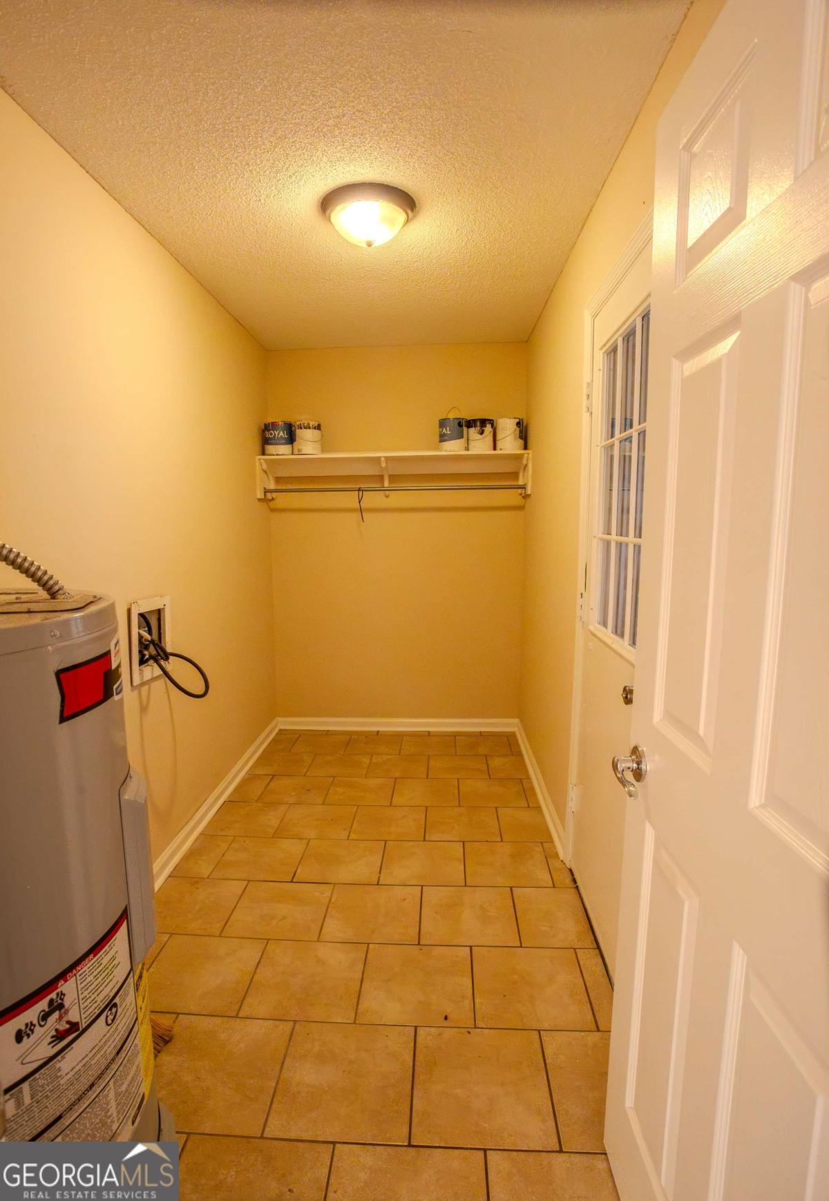 121 Trapper Trail Blackshear, GA 31516 - Photo 12 of 21 a bathroom with a shower