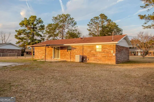 a view of a house with a outdoor space