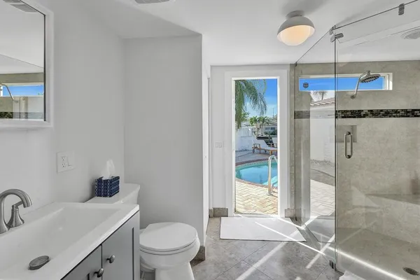 $10,000 | 5581 Northeast 31st Avenue, Fort Lauderdale, FL 33308
