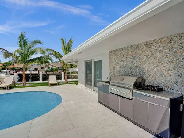 $10,000 | 5581 Northeast 31st Avenue, Fort Lauderdale, FL 33308