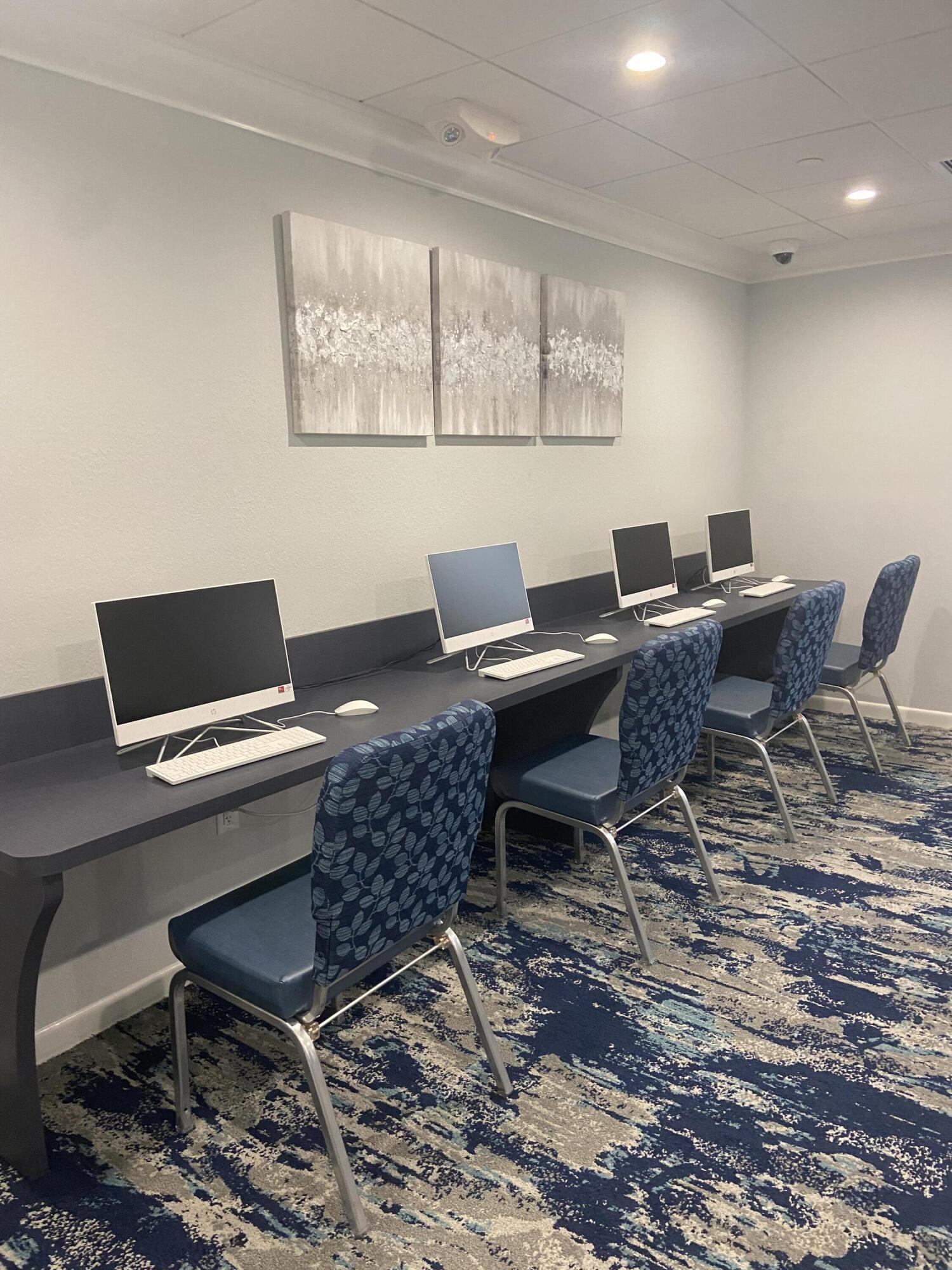 7146 Huntington Lane, Unit 402 Delray Beach, FL 33446 - Photo 26 of 33 IMG_7386