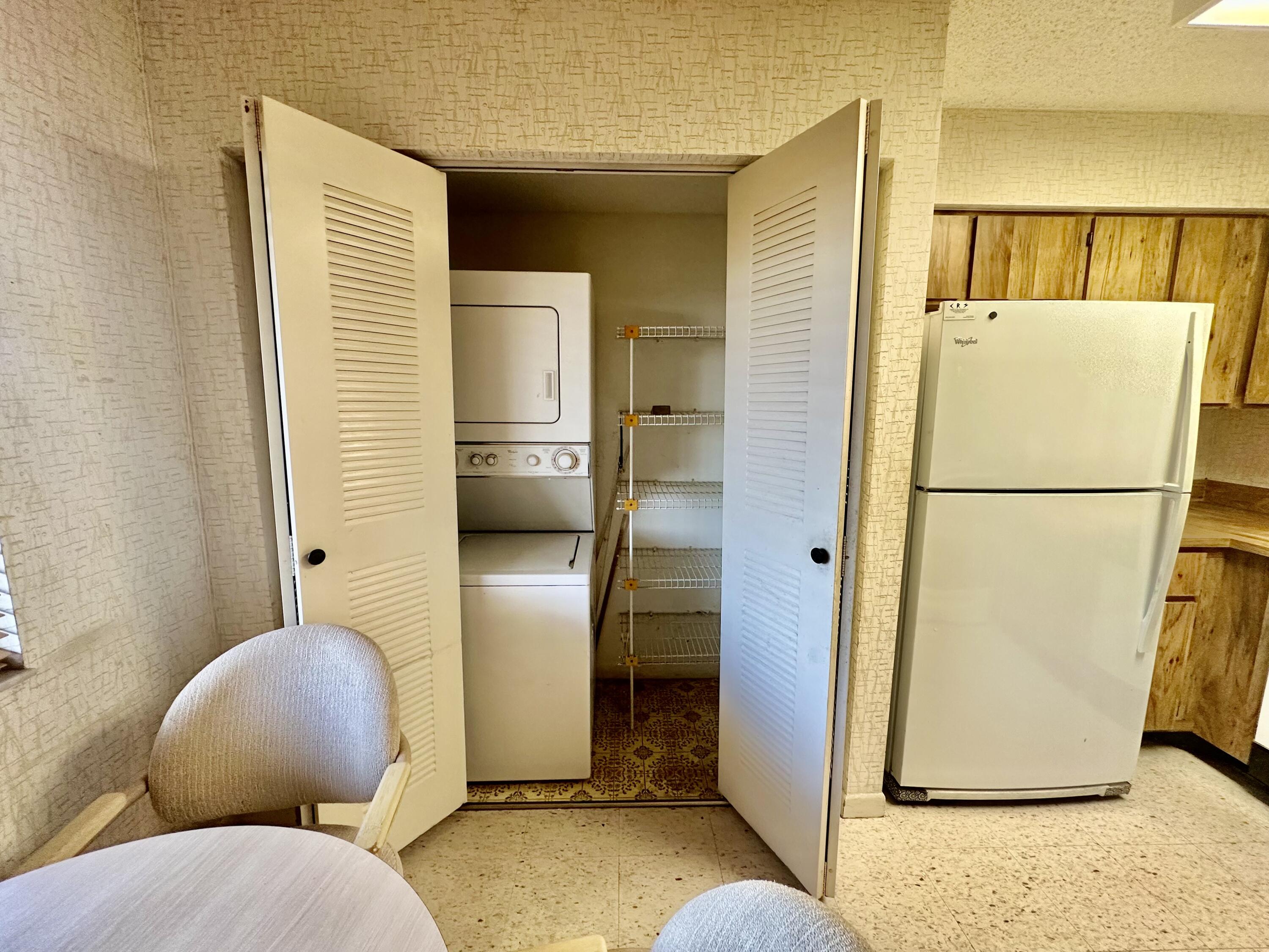 7146 Huntington Lane, Unit 402 Delray Beach, FL 33446 - Photo 5 of 33 IMG_2424