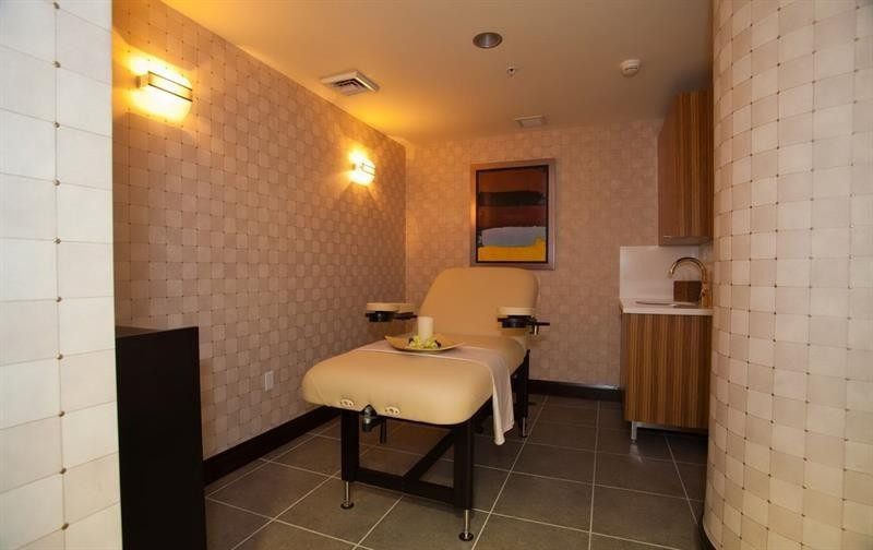 253 Northeast 2nd Street, Unit 421 Miami, FL 33132 - Photo 20 of 39 a bathroom with a sink mirror and a toilet