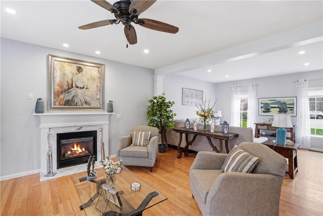 52 Hummingbird Lane Cranston, RI 02921 - Photo 17 of 50