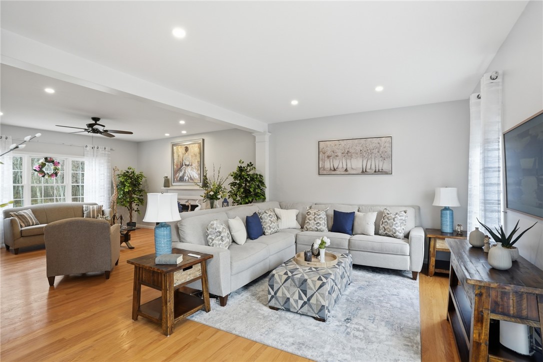 52 Hummingbird Lane Cranston, RI 02921 - Photo 19 of 50