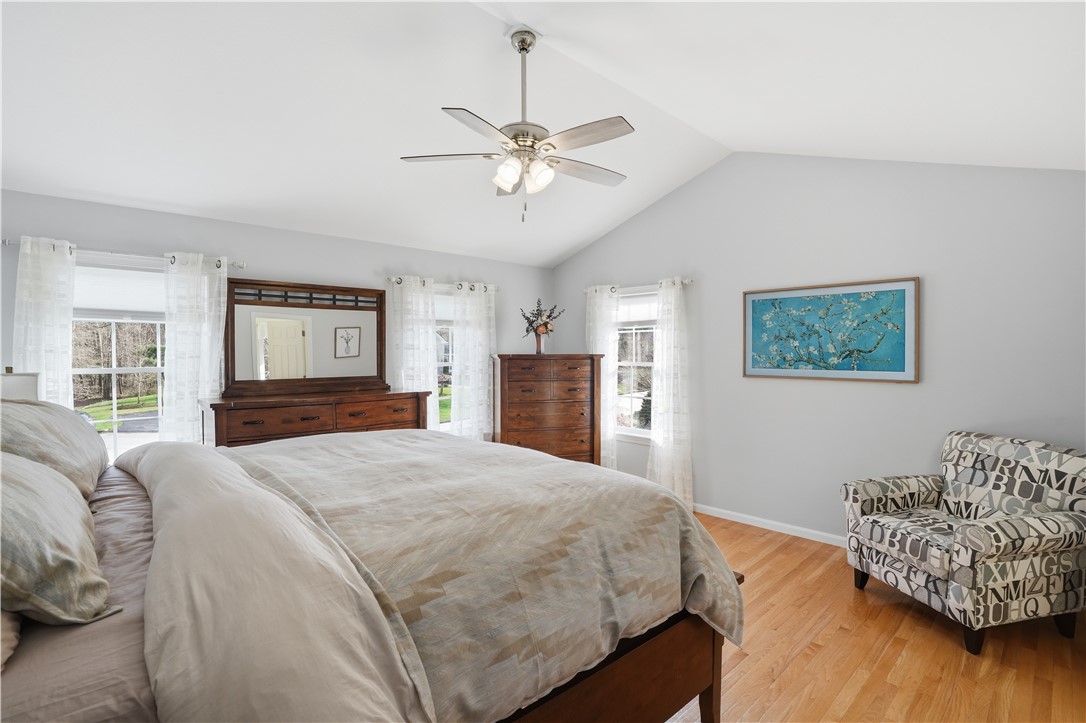 52 Hummingbird Lane Cranston, RI 02921 - Photo 24 of 50