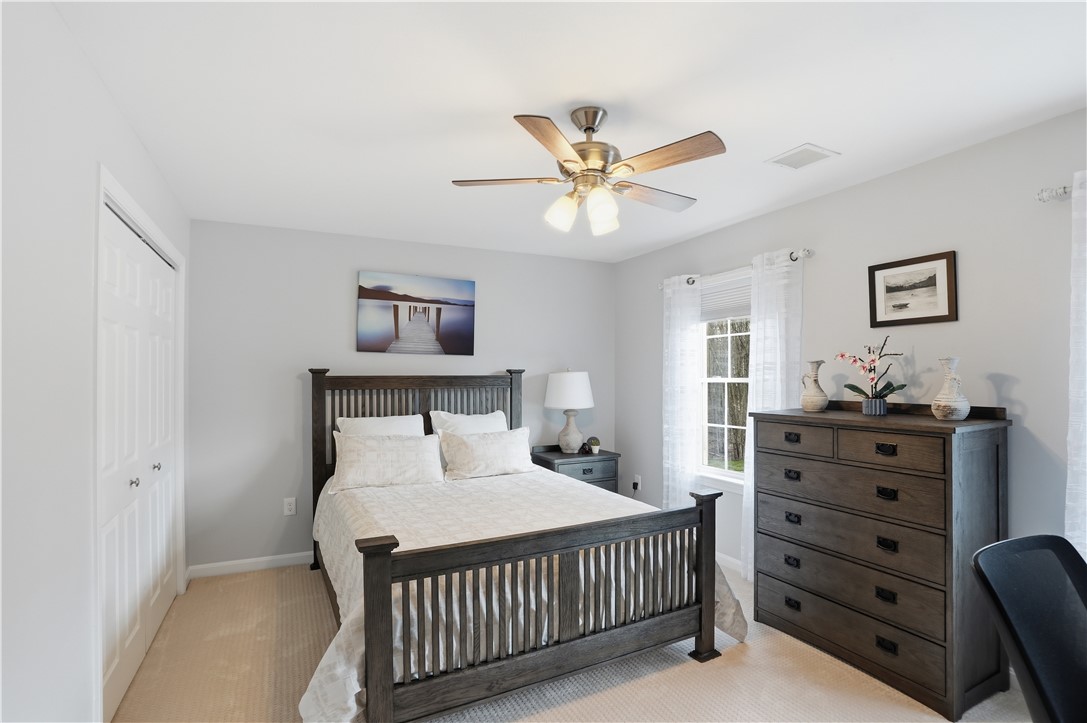 52 Hummingbird Lane Cranston, RI 02921 - Photo 30 of 50